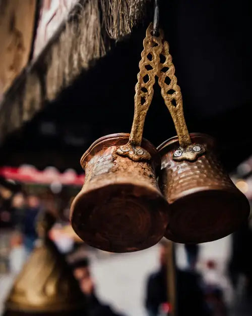 THE AYURVEDIC ART OF DRINKING WATER: HOW ANCIENT WISDOM GUIDES US